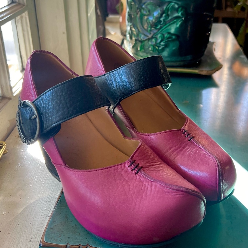 Fluevog Leader Size W8.5 Rare Colorway